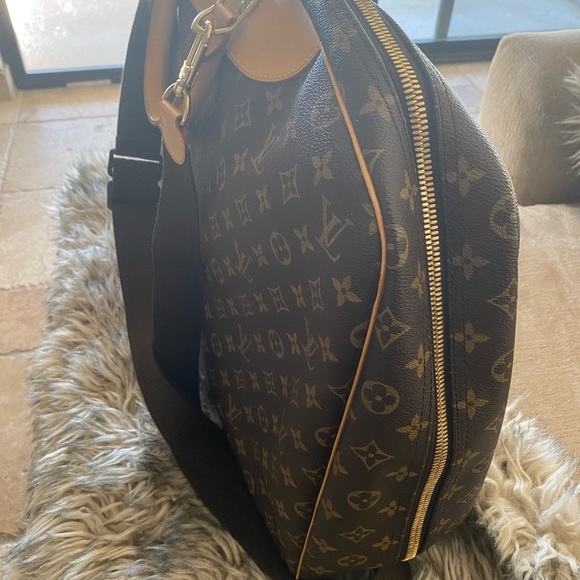 Preloved Louis Vuitton Monogram 2way Travel bag authentic - Picture 7 of 14
